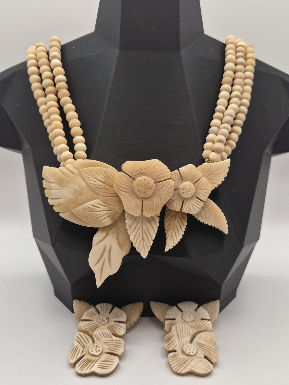 Hand-Carved Floral Bead Necklace and Earring Set - Cream Floral Statement